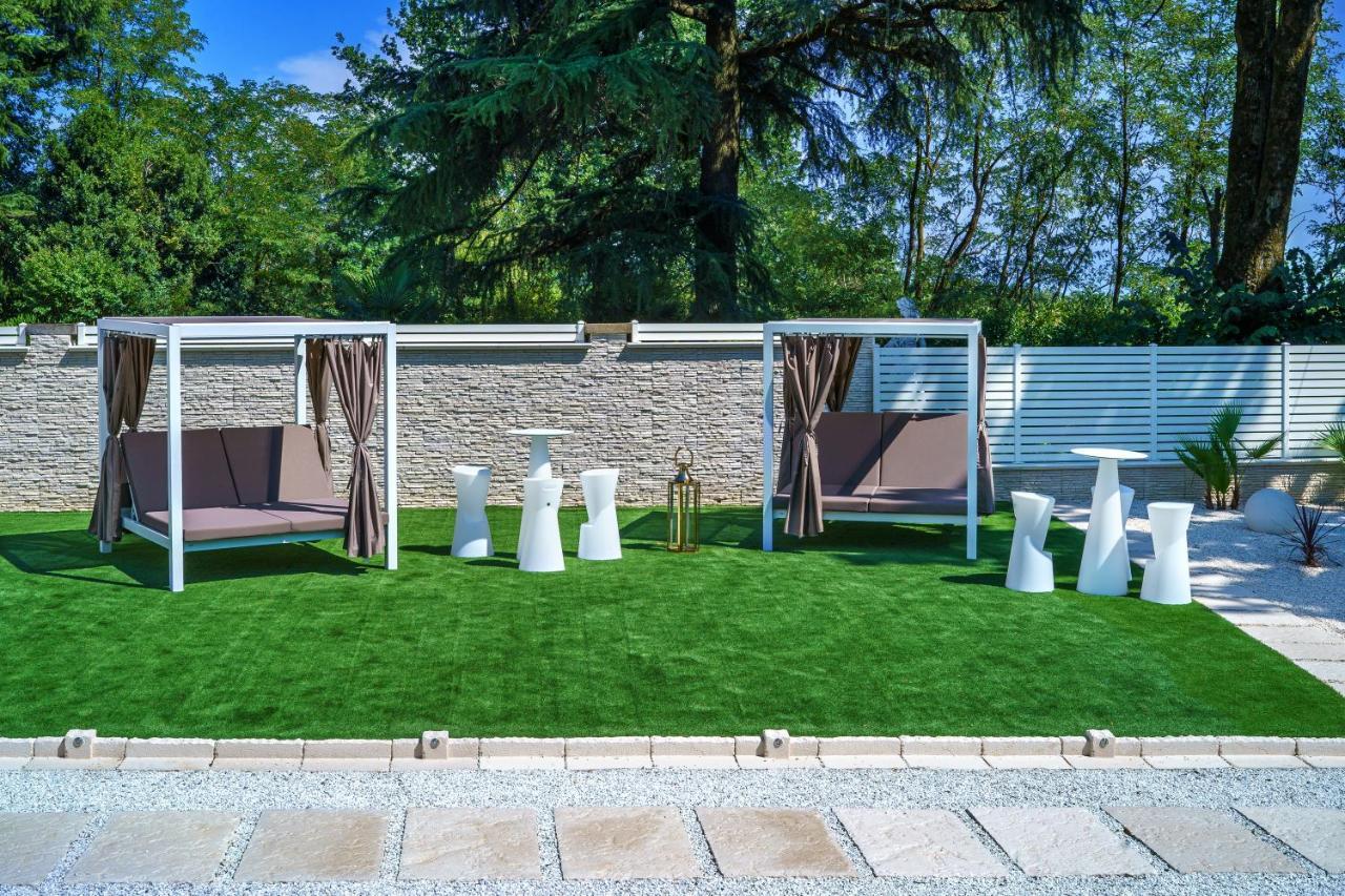 Villa Vittoria B&B - Wellness Terme di Miradolo Exteriör bild